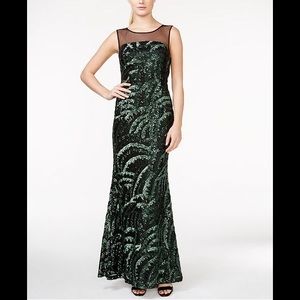 Amazing illusion yoke dress